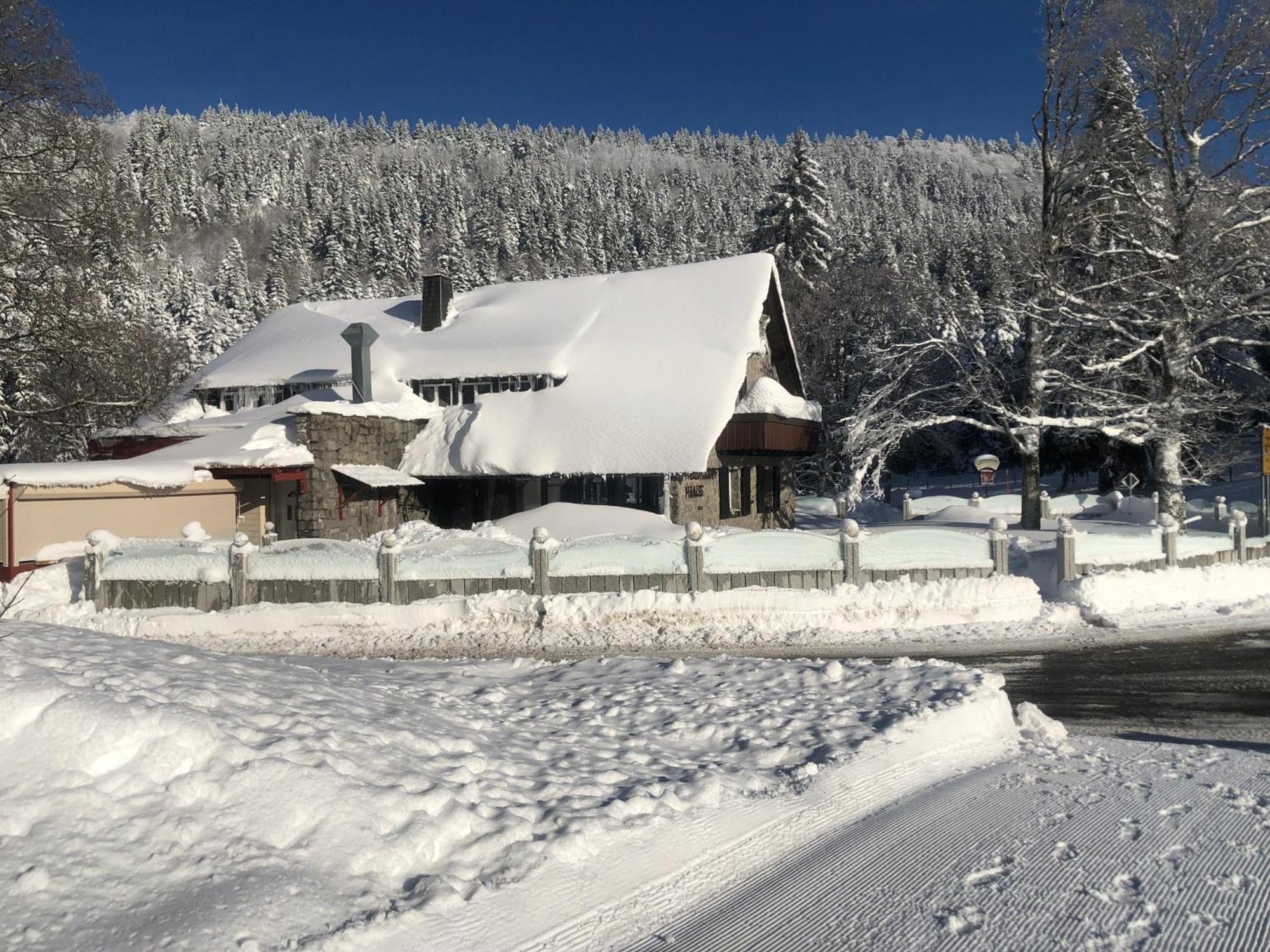 Waldhotel Auerhahn "Hochkopfhaus" Todtnau Exterior photo
